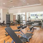 Urban Chic- Stylish 1Br Stay In Dunya Tower