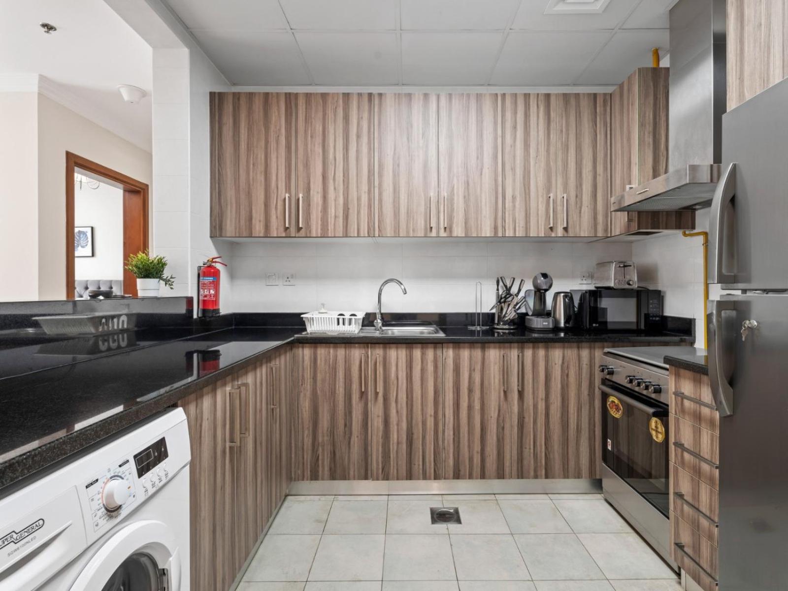 Urban Chic- Stylish 1br In Dunya Tower Apartment *